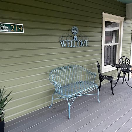 Southern Charm In Lakeland Exterior photo